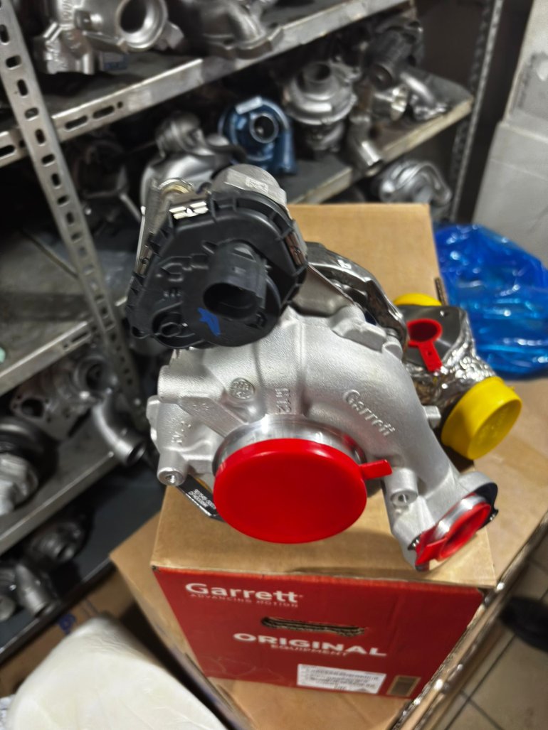 ORJINAL TURBO 907545  894876 888579 TURBO A4 A5 A6 A7 A8 Q5 Q7 Q8 DHXC DDVB DCPC  2018-  HİBRİT