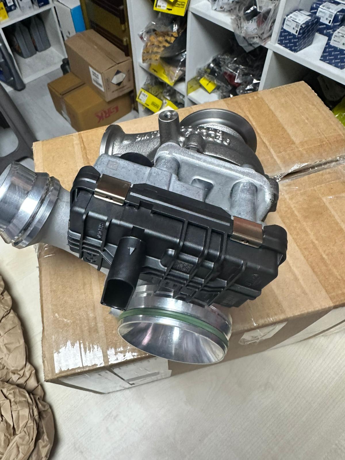 40007574 TURBO  BMTS BMW F45 F46 F48 2015-  